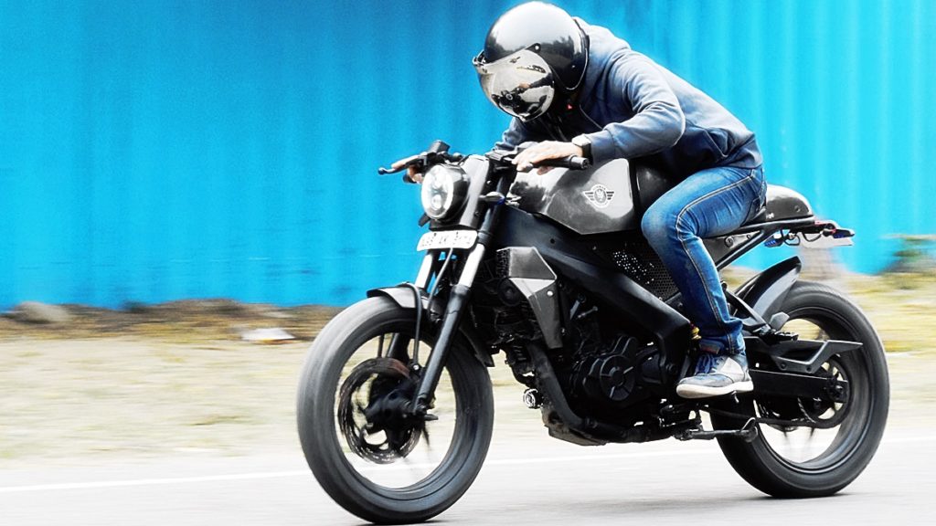 Racer 200 Cafe Racer
